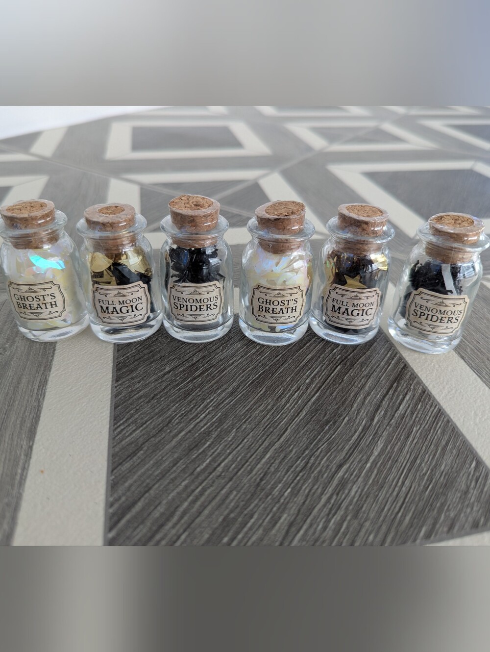 New! Set Of 6 Halloween Decorative Tiny Potion Bottles
